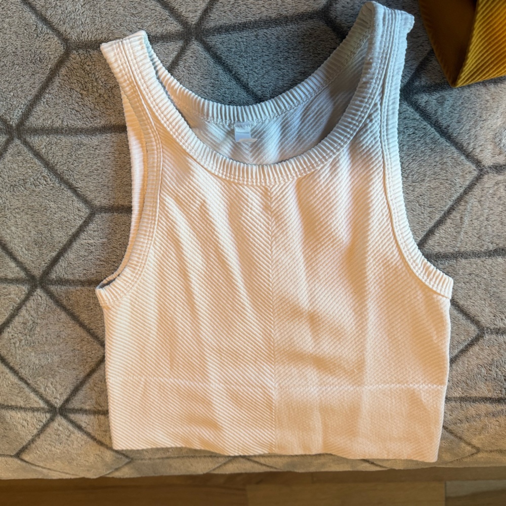 Nikibiki Ribbed Seamless Tank Top – One Size (White)
